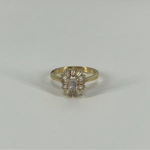 Vintage 14 K Gold Plated Cubic Zirconia Starburst Ring Size 7.75 80’s